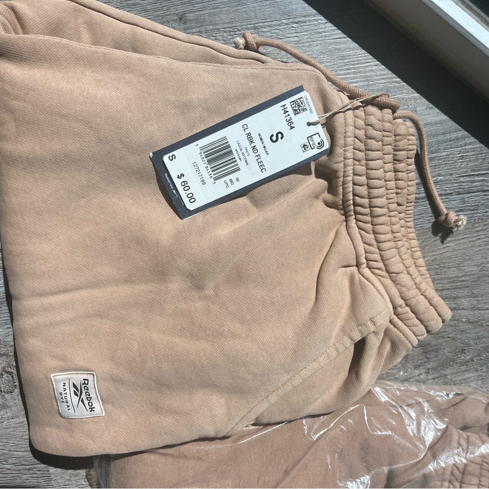 Reebok Women’s Tan Jogger Sweatpants & Asics Yoga Pants ALL NWT